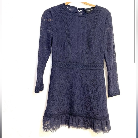 The Kooples open back lace dress size 2 (fits a size small) - Picture 6 of 9